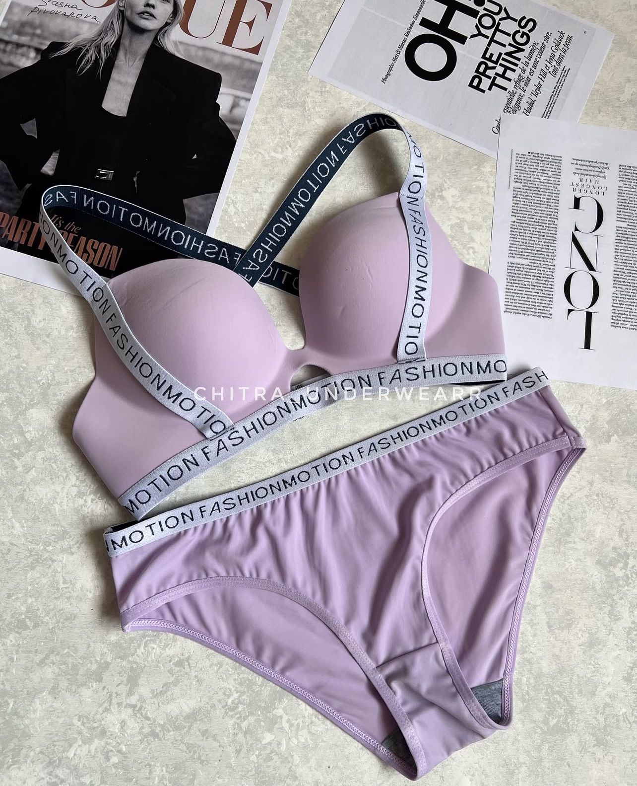 2pcs Women's Non-Underwire Letter Strap Bra and Panty set